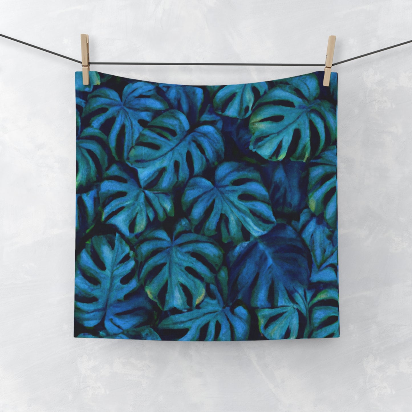 Po Monstera Custom Hawaiian Print Face Towel, Bath Towel, Bathroom Sets, Matching Bathroom Sets